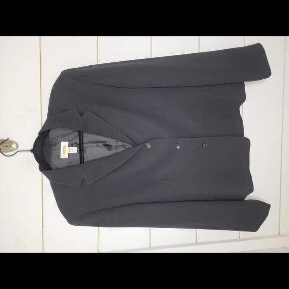 Talbots Jackets & Blazers - Talbots size 14 black classic 3 button down black blazer